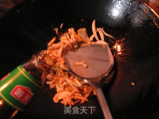 美极彩椒杏鲍菇的做法步骤：2