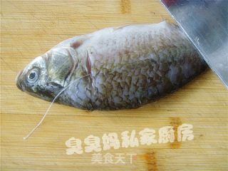 糟香豆瓣鲫鱼的做法步骤：5