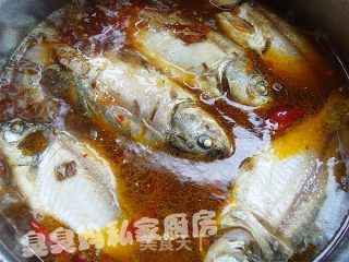 糟香豆瓣鲫鱼的做法步骤：5