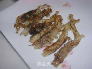 骨汤肥牛金针菇卷的做法步骤：2