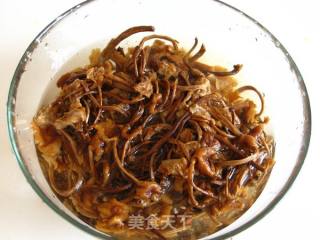 茶树菇烧五花肉的做法步骤：6
