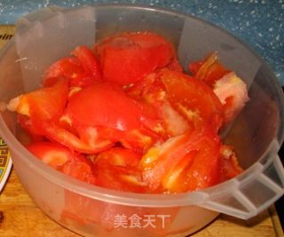 西红柿炒鸡蛋的做法步骤：2