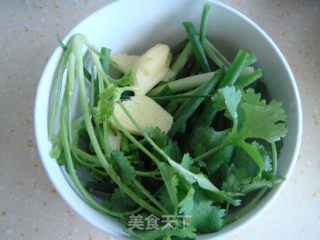 杂鱼煲的做法步骤：3