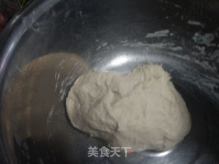 全麦橄榄油核桃面包的做法步骤：2