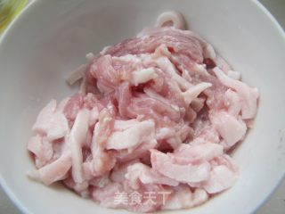 肉丝海参的做法步骤：2