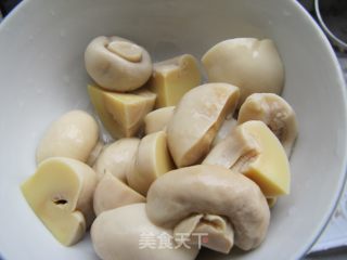 珍珠烩双菇的做法步骤：2