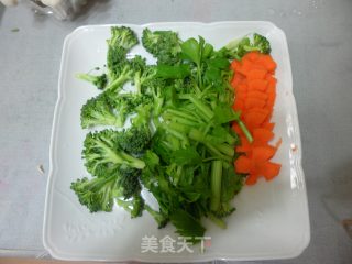 一虾两吃（香辣虾球&椒盐虾头）的做法步骤：4