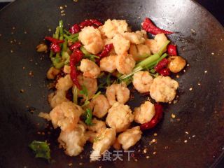 一虾两吃（香辣虾球&椒盐虾头）的做法步骤：4