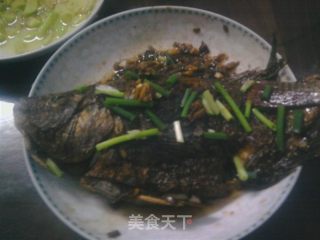香焖罗非鱼的做法步骤：2