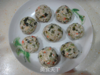 五色鱼丸的做法步骤：4