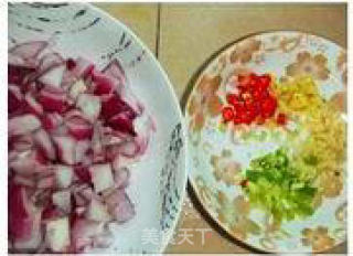 川味腊肠炒饭的做法步骤：3