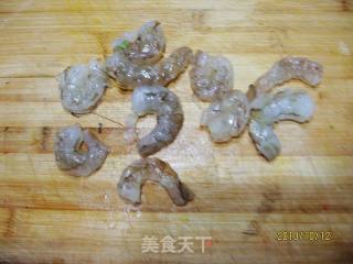 蛋皮虾卷的做法步骤：2