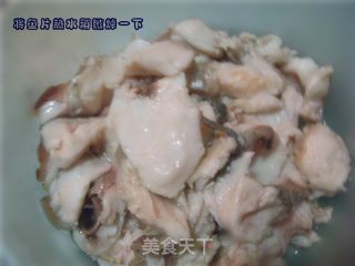 一鱼两吃——酸菜鱼、鱼骨汤的做法步骤：2