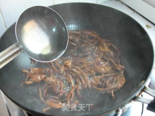 茶树菇烧木耳的做法步骤：2