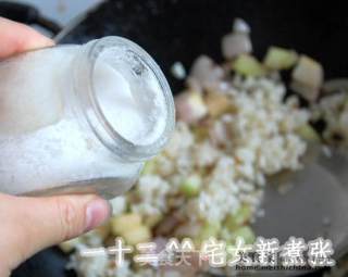洋葱鸡丁芝士炒饭的做法步骤：6