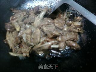 子姜啤酒鸭的做法步骤：2