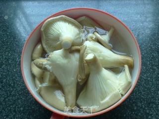 清蒸芦笋猪肚菇（洋葱香）的做法步骤：5