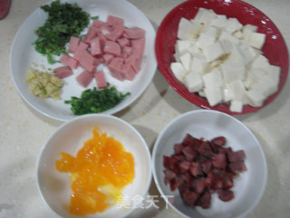 咸蛋黄叉烧豆腐羹的做法步骤：4