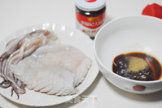 香烤鱿鱼金针卷卷的做法步骤：5