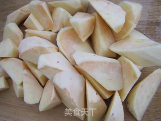 扁豆烧山芋的做法步骤：2