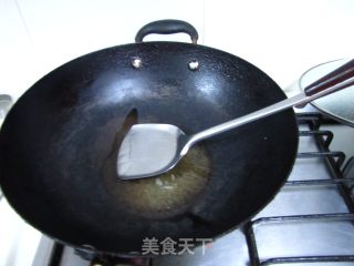 旱芹炒百叶的做法步骤：2