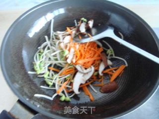 炝锅面的做法步骤：3