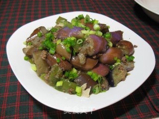肉末烧茄子的做法步骤：2