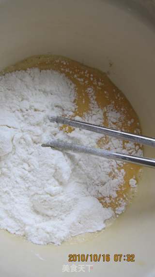 一分钟微波炉蛋糕的做法步骤：2