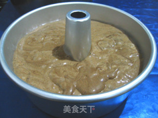 白巧克力香蕉可可戚风的做法步骤：2