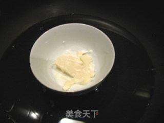 白巧克力香蕉可可戚风的做法步骤：2