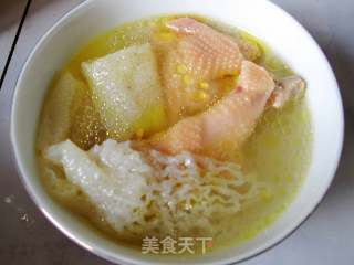 竹荪土鸡汤的做法步骤：2
