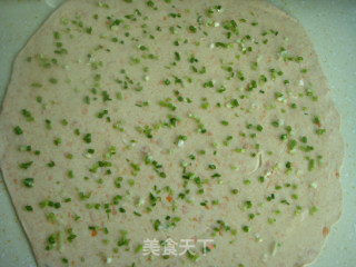 椒盐葱油饼的做法步骤：4
