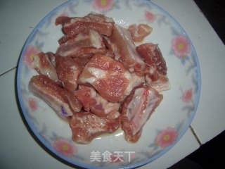 红烧排骨的做法步骤：2
