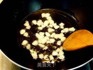 蒜香意大利面的做法步骤：3