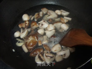 一锅乱炖的做法步骤：2