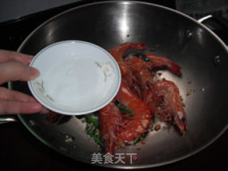 美食大虾与吃法——蒜香焖大虾的做法步骤：10