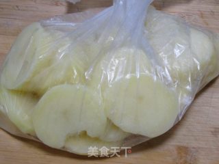 芝心土豆球的做法步骤：2