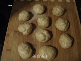 玉米肠肉桂面包卷的做法步骤：3