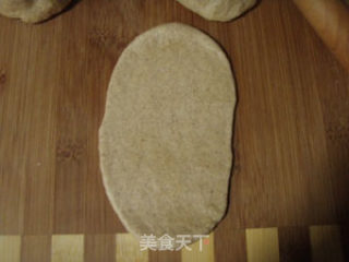 玉米肠肉桂面包卷的做法步骤：3