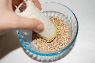 豆沙吐司卷的做法步骤：2