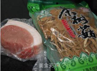 茶树菇烧肉的做法步骤：2