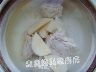 田园排骨汤的做法步骤：3