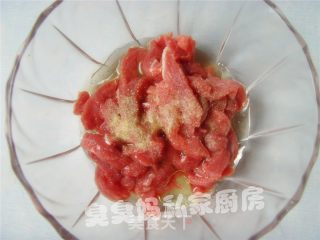 黑椒牛柳的做法步骤：2