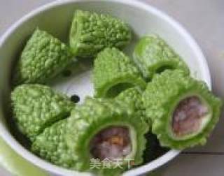 美味且一举两得的苦瓜汤的做法步骤：2