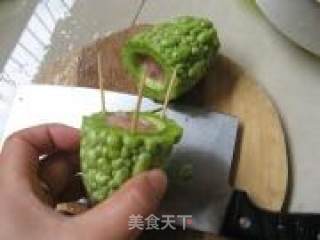美味且一举两得的苦瓜汤的做法步骤：2