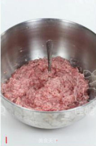 白菜南瓜包+牛肉萝卜汤的做法步骤：3
