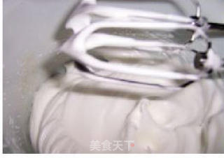 蔓越莓瑞士蛋糕卷的做法步骤：4