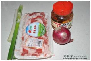 双葱炒羊肉的做法步骤：3