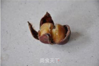 板栗烧肉的做法步骤：2