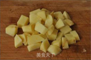 日式咖喱土豆烧肉的做法步骤：2